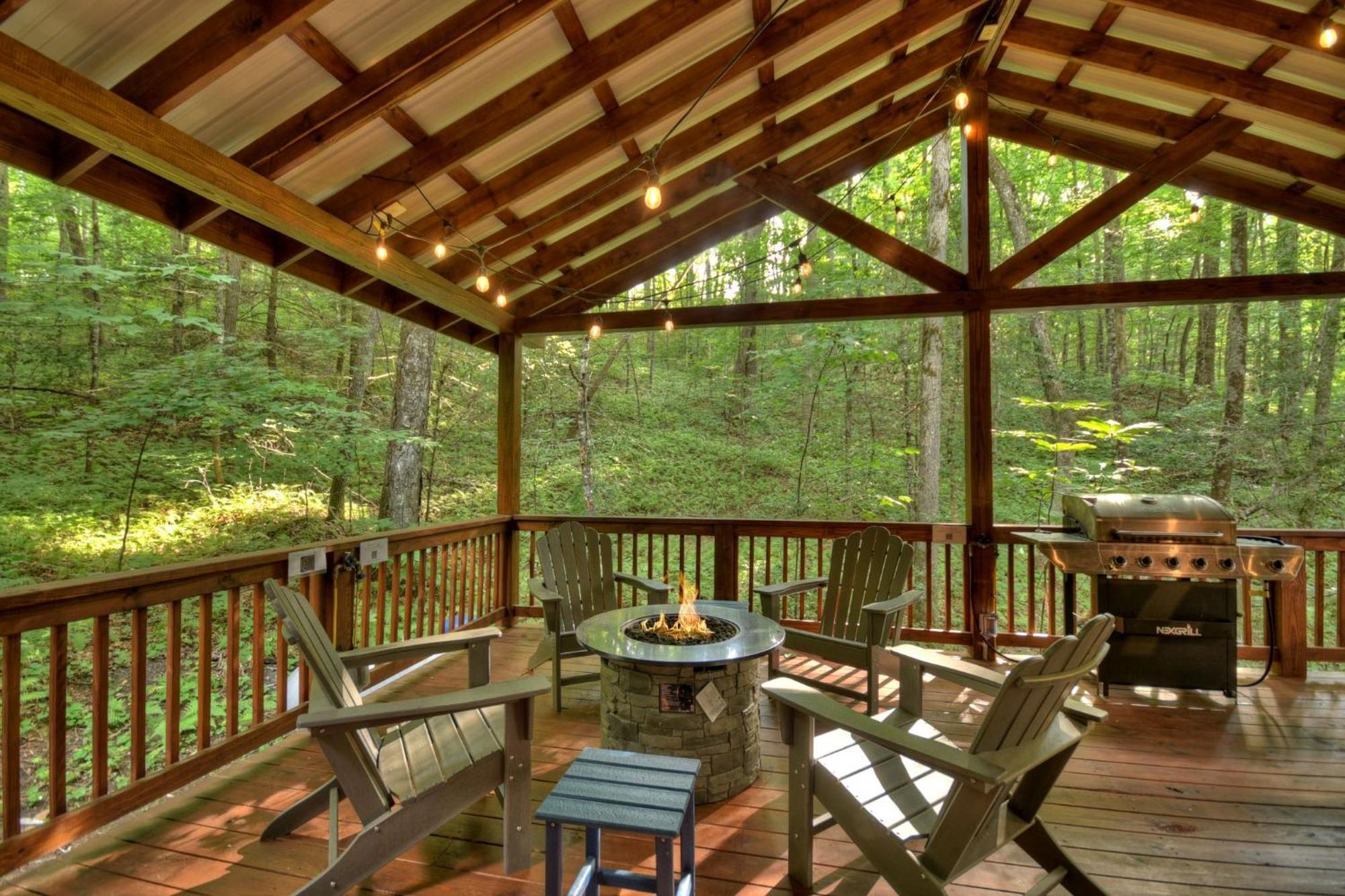 K6 Lodge Gather Around The Firepit Soak In The Hot Tub And Splash In The Creek Blue Ridge Exterior photo